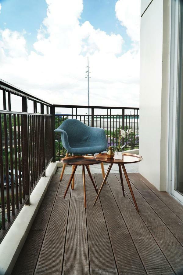 The Cirque Serviced Residences Quezon City Exterior foto